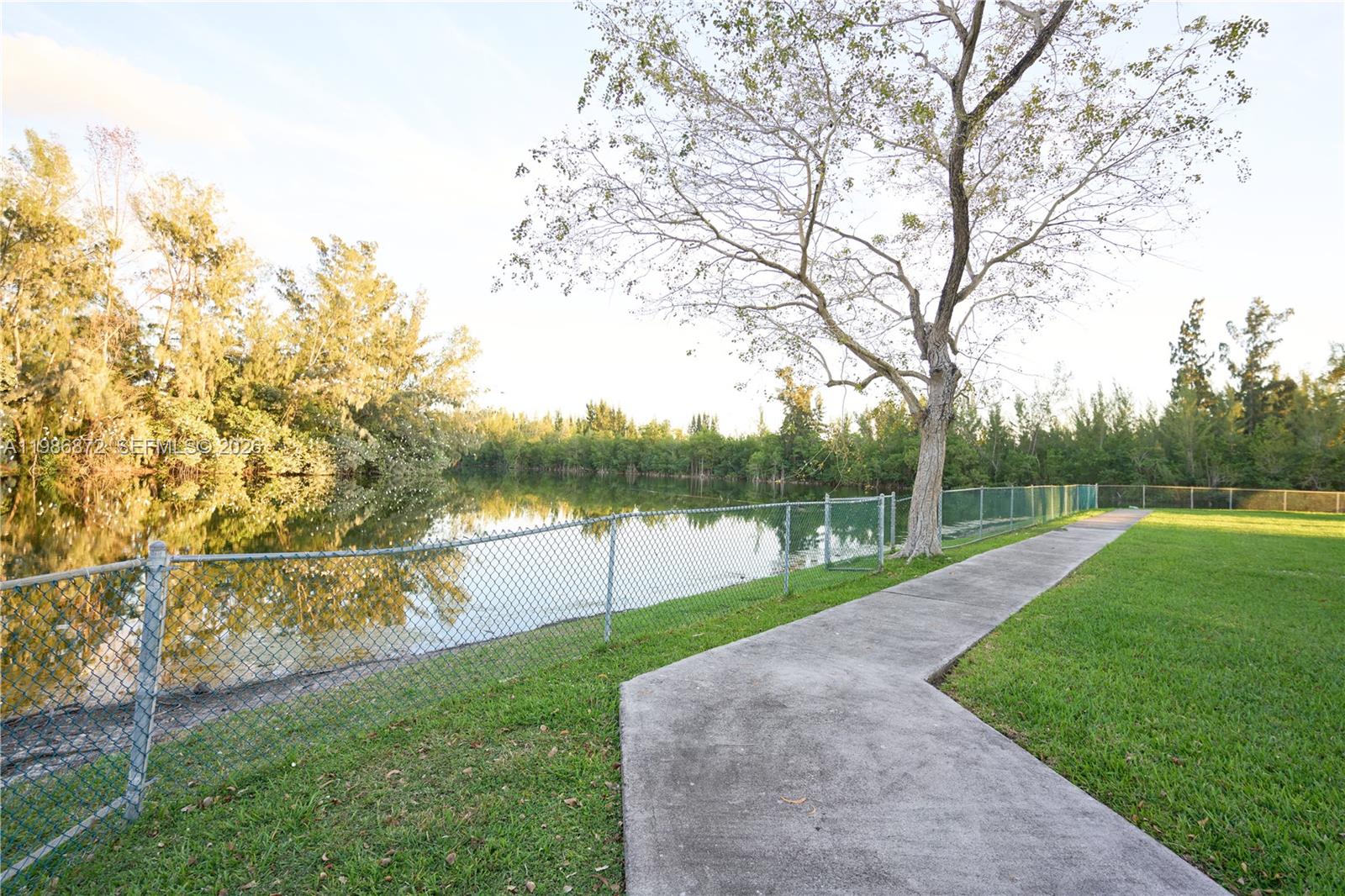 SAGA BAY GARDENS CONDO - Residential