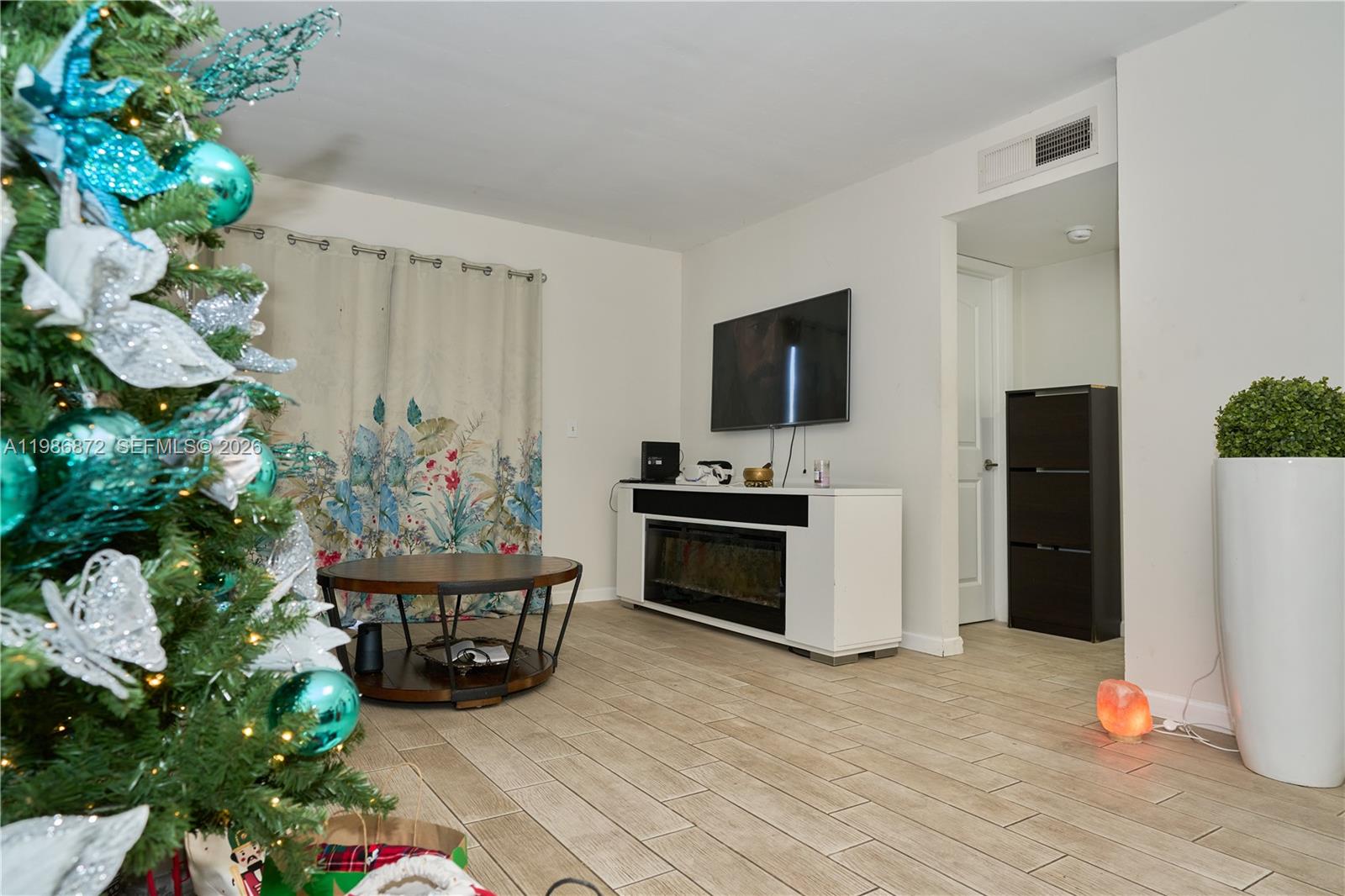 SAGA BAY GARDENS CONDO - Residential