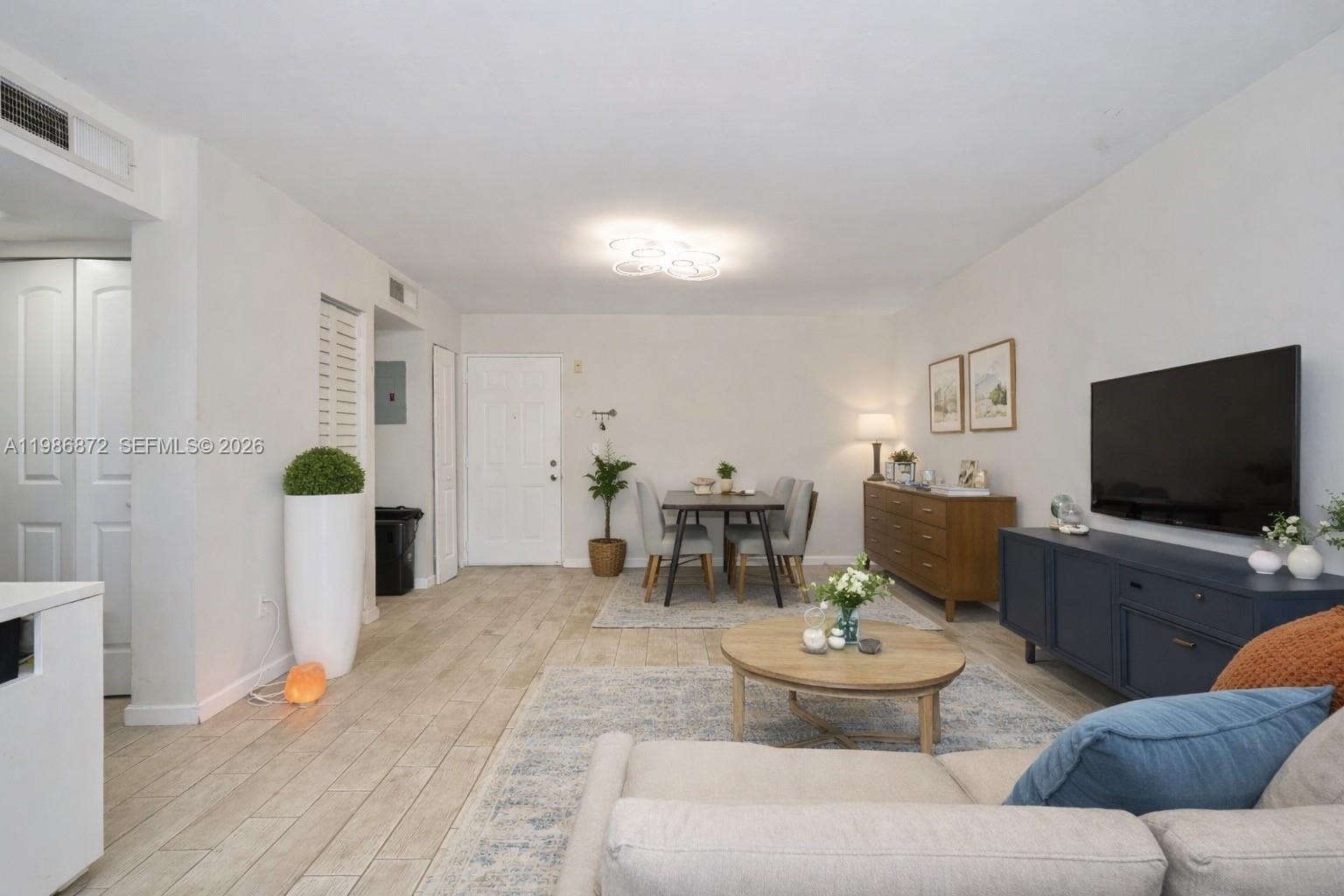 SAGA BAY GARDENS CONDO - Residential