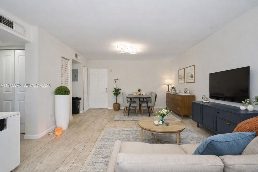 Charming 1-bedroom, 1-bath condo located in the heart of Cutler Bay! Recently renovated and well-maintained unit offers a comfortable and functional layout. Enjoy a bright living space, spacious bedroom, and a convenient location close to shopping, dining, and major highways. A great opportunity to own in a growing and desirable community! Tenant occupied , Text for showing or Showingtime.