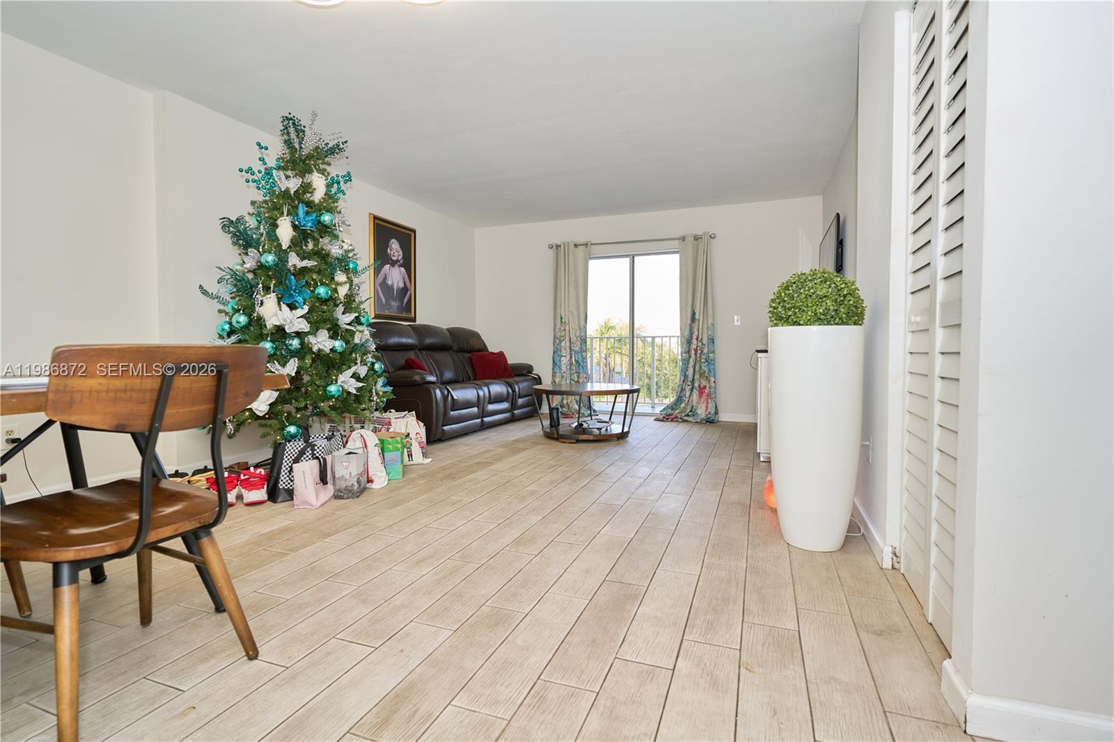 SAGA BAY GARDENS CONDO - Residential