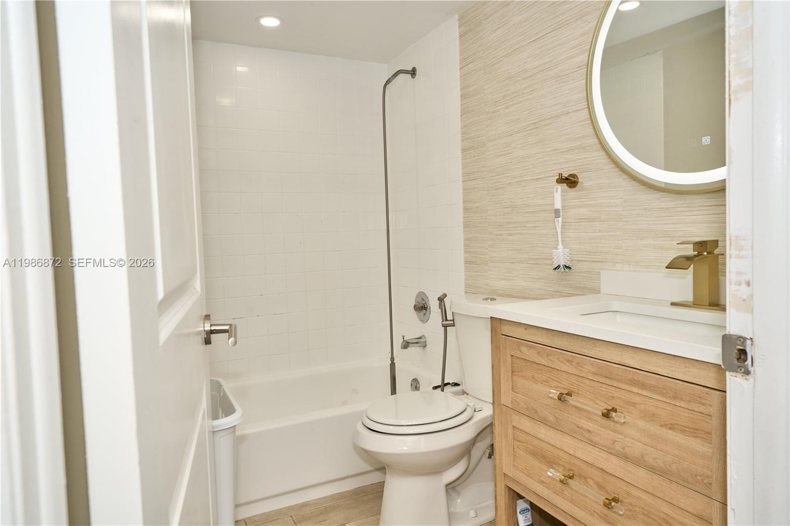 SAGA BAY GARDENS CONDO - Residential
