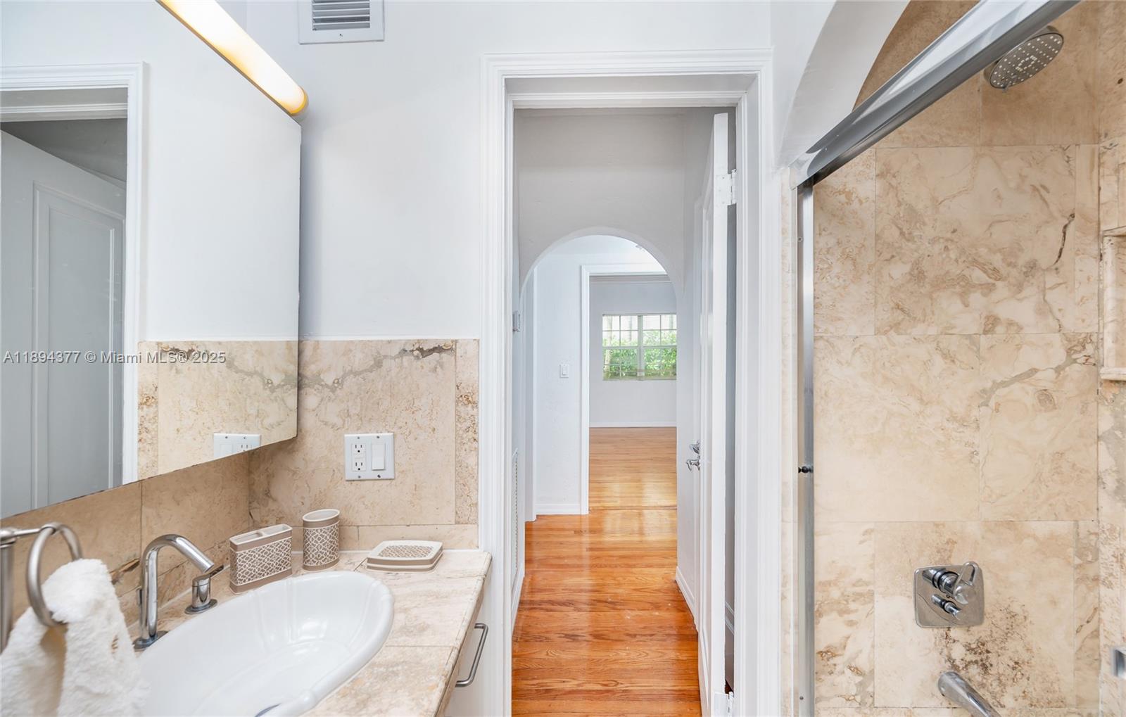 C GAB DOUGLAS SEC - Residential Lease