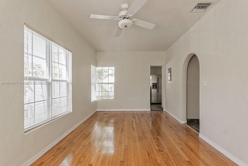 C GAB DOUGLAS SEC - Residential Lease