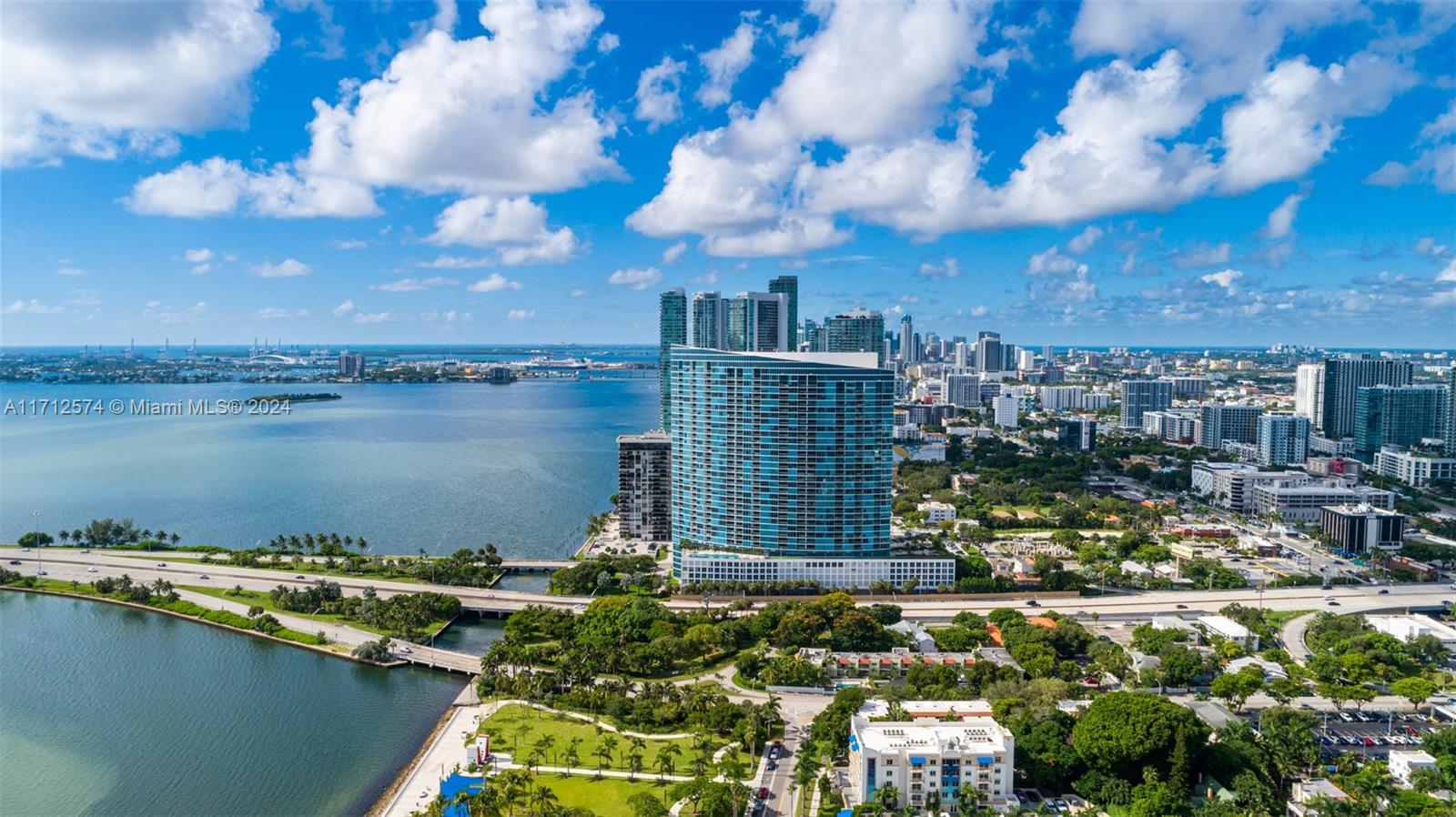 Rental Property at 601 Ne 36th St 3103, Miami, Broward County, Florida - Bedrooms: 2 
Bathrooms: 3  - $4,500 MO.