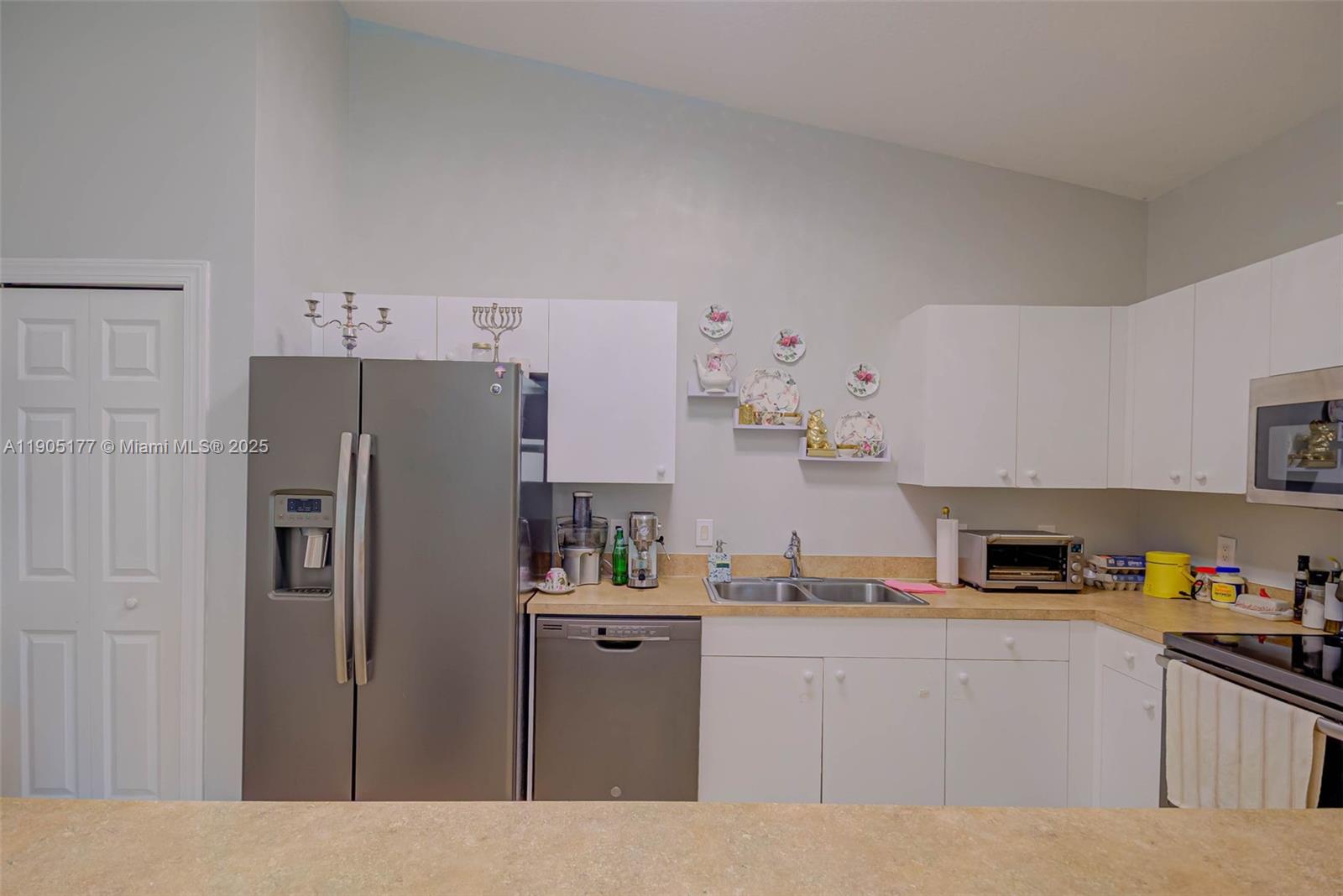 PINE KEY RESORT - Residential