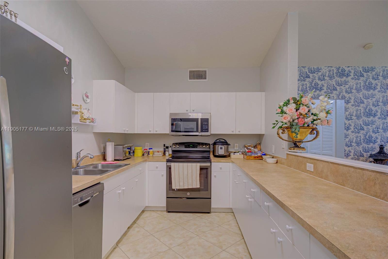 PINE KEY RESORT - Residential