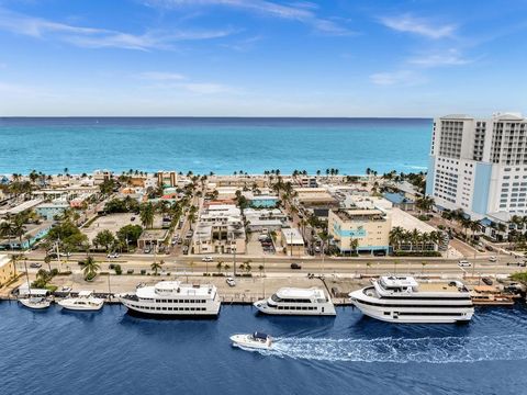 1318 N Ocean Dr Hollywood FL 33019