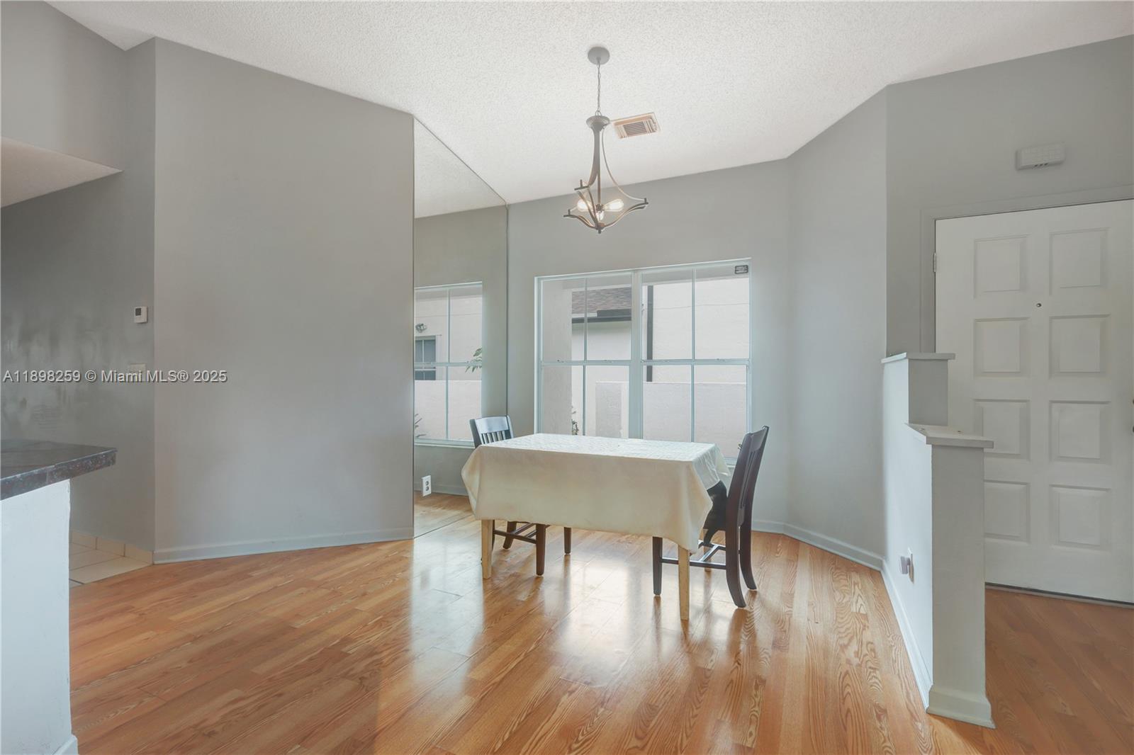 CHAPEL TRAIL REPLAT - Residential