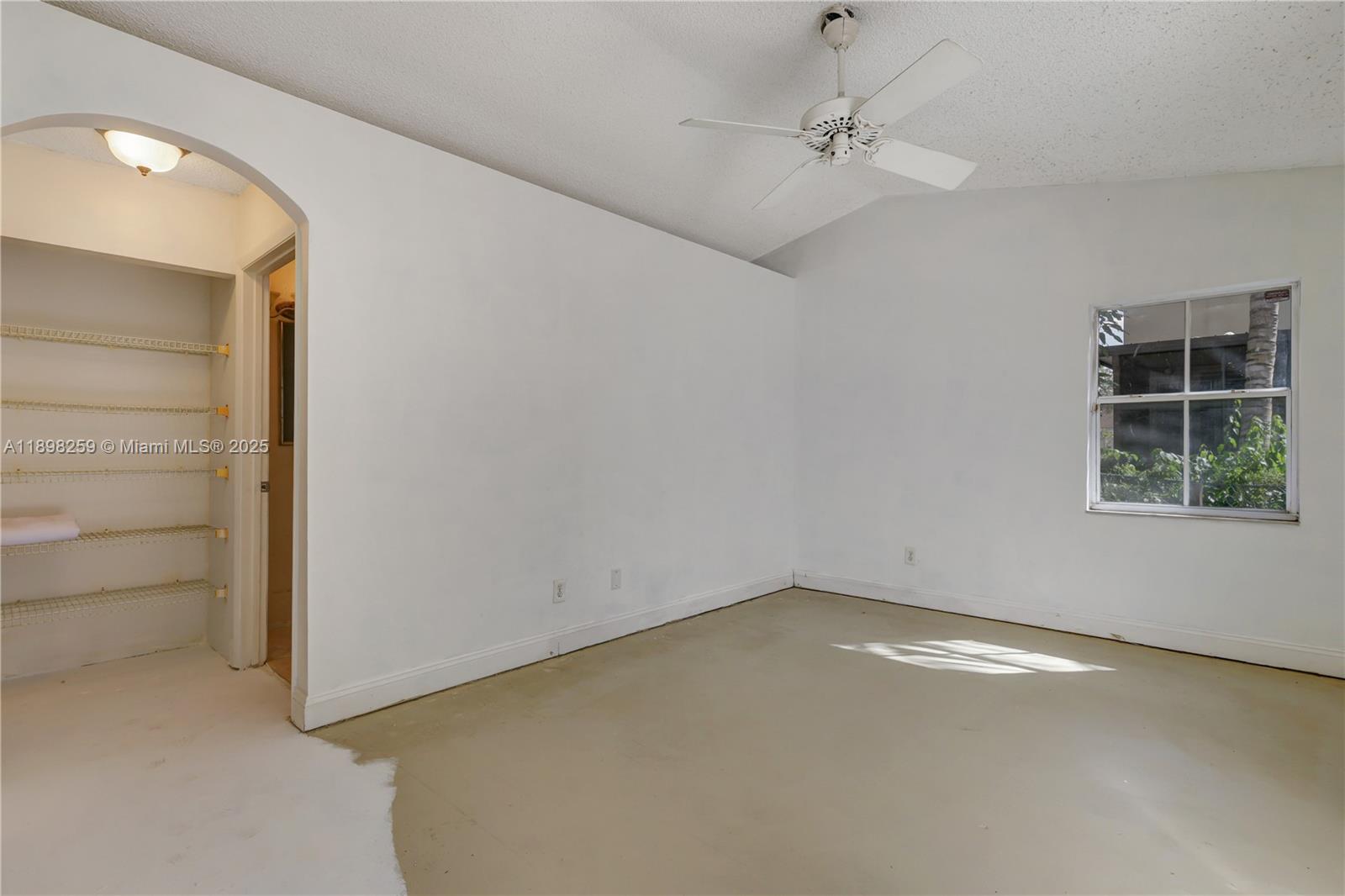 CHAPEL TRAIL REPLAT - Residential