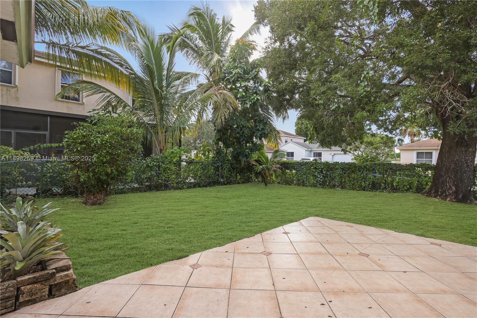 CHAPEL TRAIL REPLAT - Residential