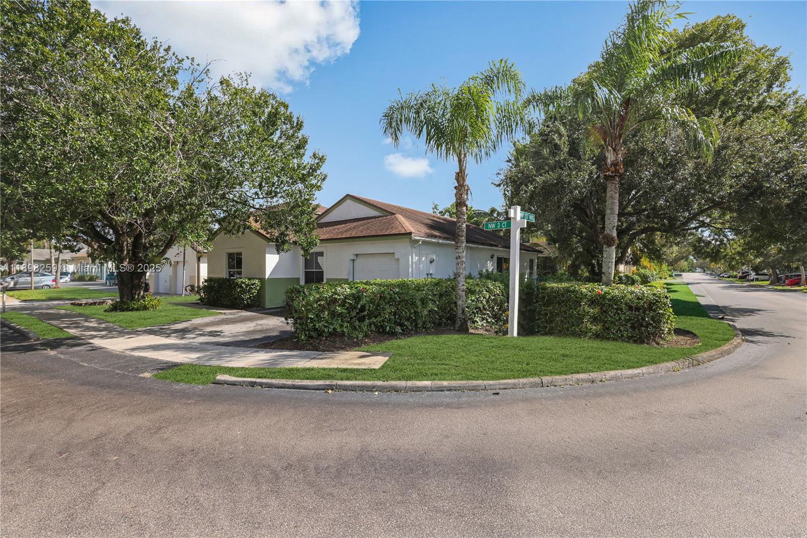 CHAPEL TRAIL REPLAT - Residential
