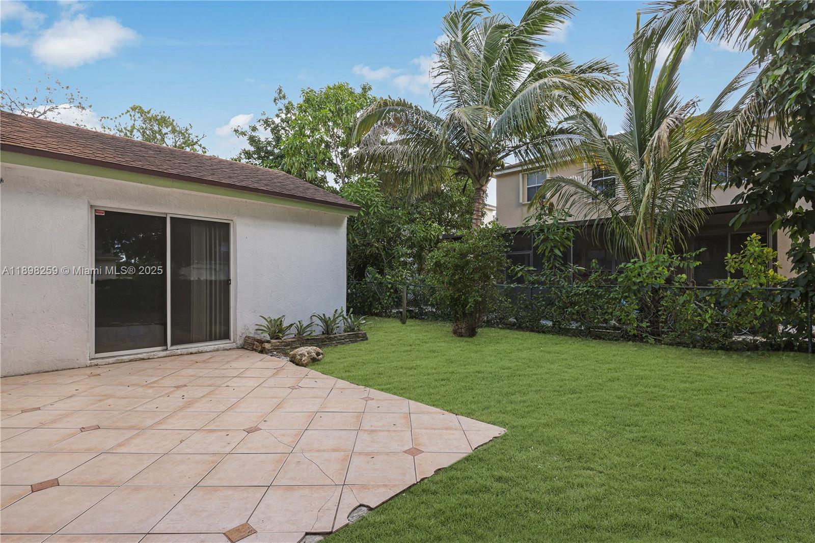 CHAPEL TRAIL REPLAT - Residential