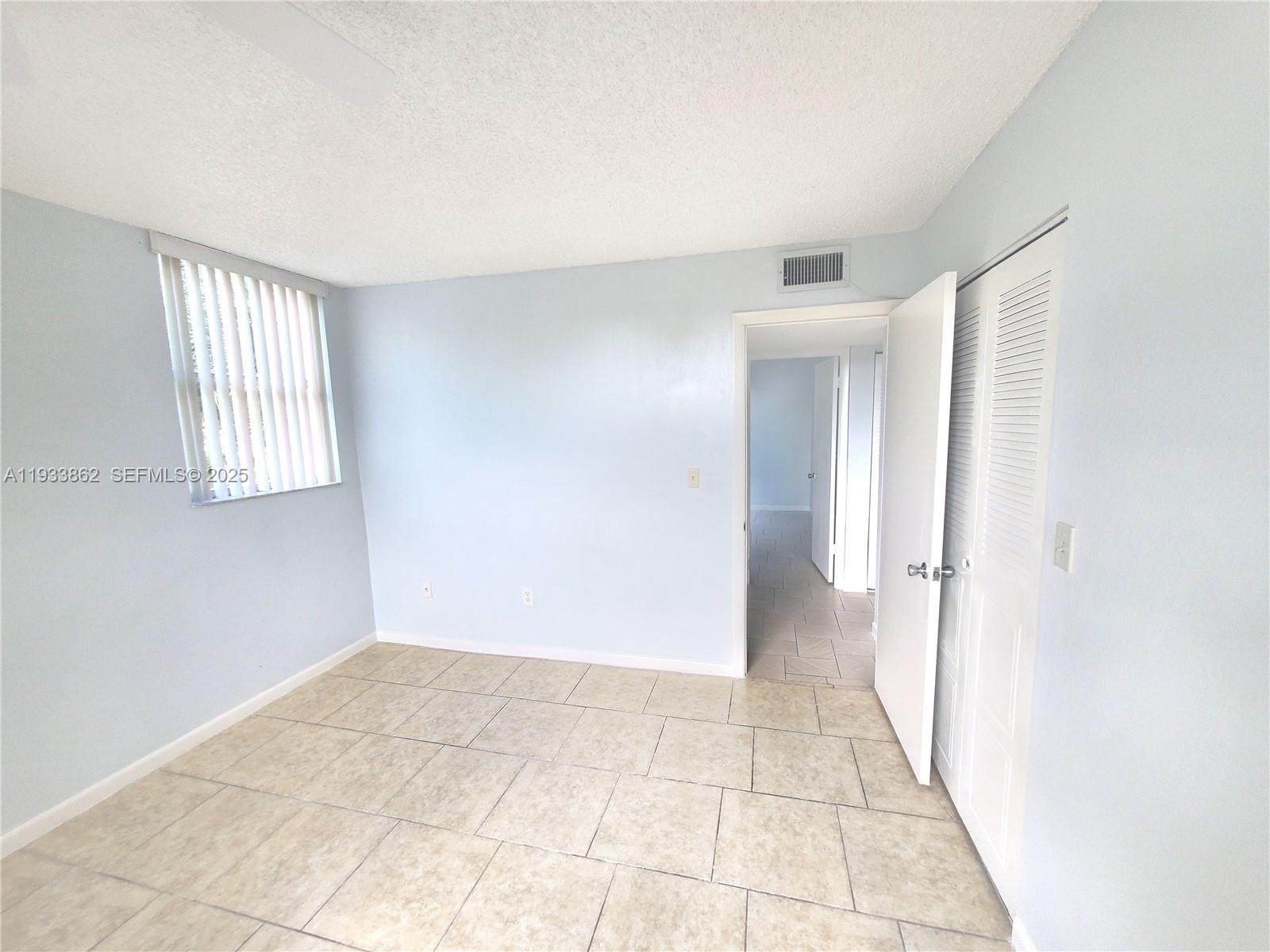 COURTYARDS OF BROWARD CON - Residential Lease