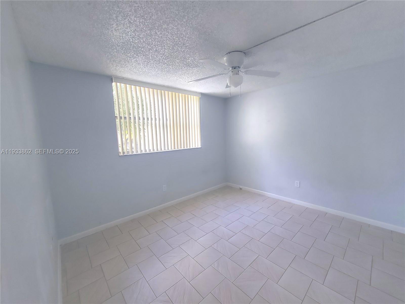 COURTYARDS OF BROWARD CON - Residential Lease