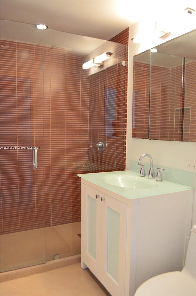 BAYSHORE CO OP INC - Residential Lease