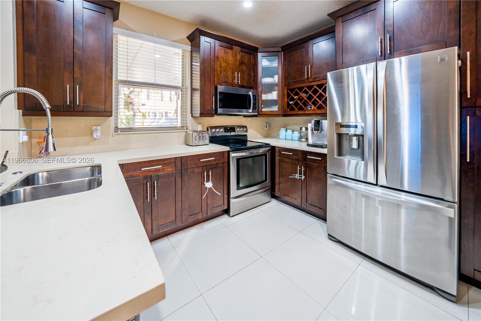 TOWNGATE - Residential