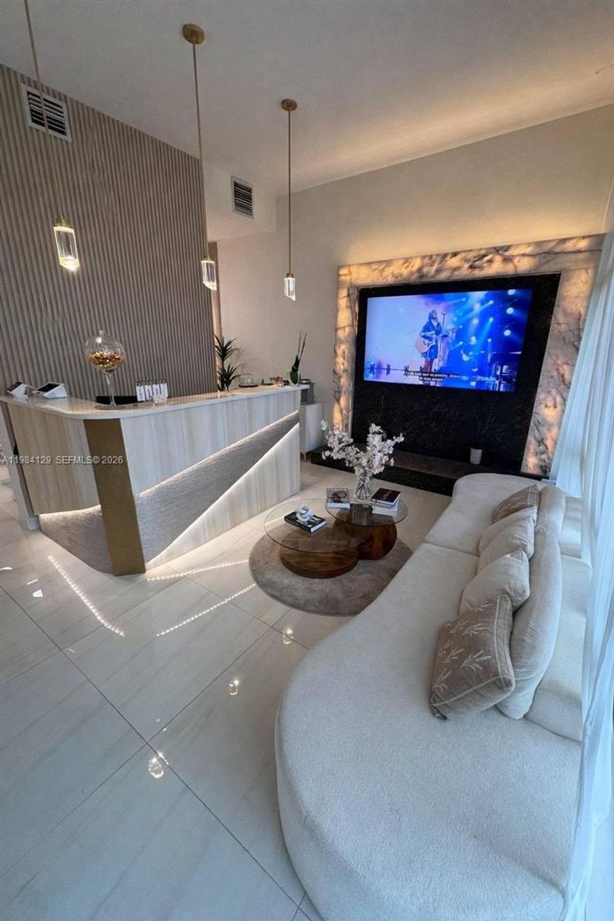 Turnkey Beauty Salon in a desirable area in Pompano Beach. Fully renovated and ready to operate from day one! This beautifully designed salon features: 2 porcelain sinks with plumbing ready - Custom cabinetry & quartz stone throughout (including front desk) - 4 reclining chairs with 4 mirror/drawer stations - Computer system enabled for salon use - Slatted accent panels, chandeliers & elegant décor - Reception sofa, curtains, counter chair & product display shelf - Manicure & hairdressing supplies + sealed professional products - Kitchen essentials: microwave, water filter & cocktail glasses With 4 years remaining on the lease, this is a rare opportunity to own a stylish, turnkey salon in the heart of Pompano Beach. Just open the doors and start working!