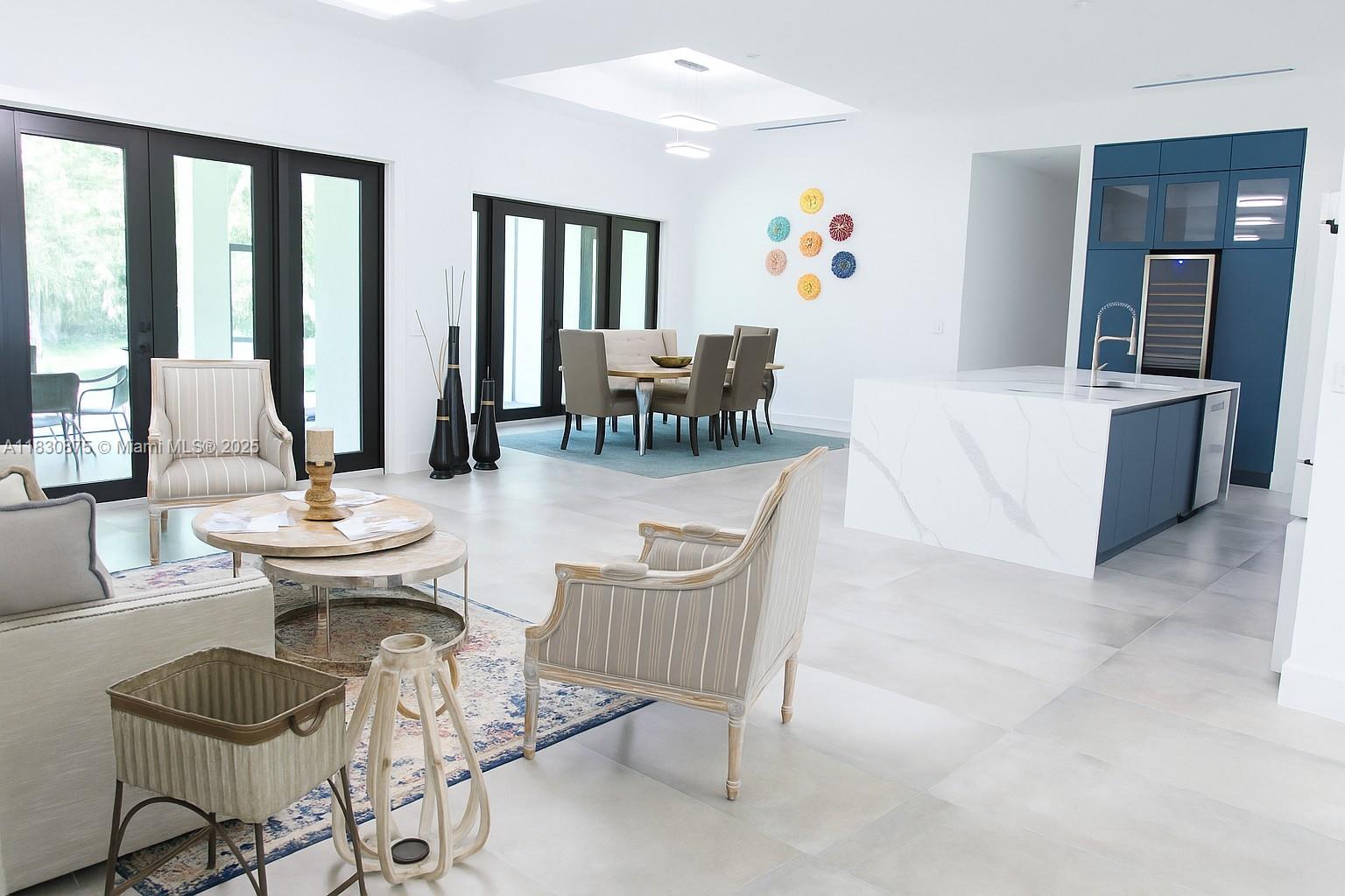 GOLDEN GATE ESTATES - Residential