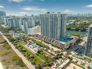 2555 Collins Ave 702