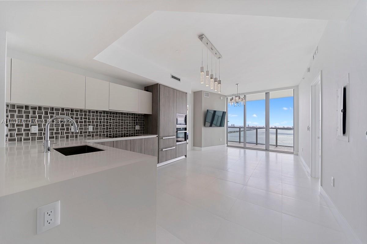 Property for Sale at 2900 Ne 7 Ave 3605, Miami, Broward County, Florida - Bedrooms: 2 
Bathrooms: 3  - $1,240,000