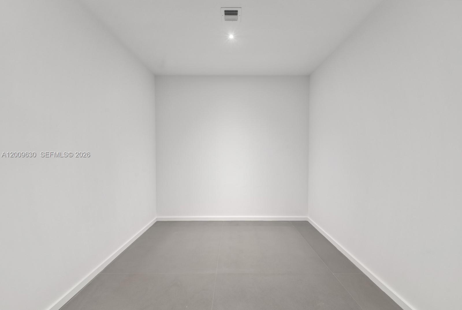 2000 OCEAN CONDO - Residential