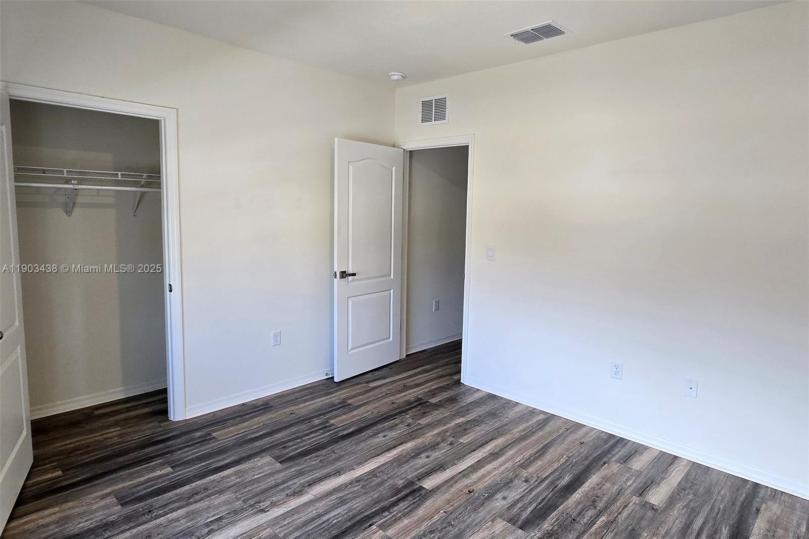 CASCADES, Davenport - Residential