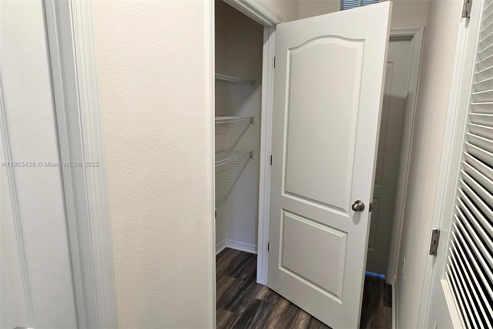 CASCADES, Davenport - Residential