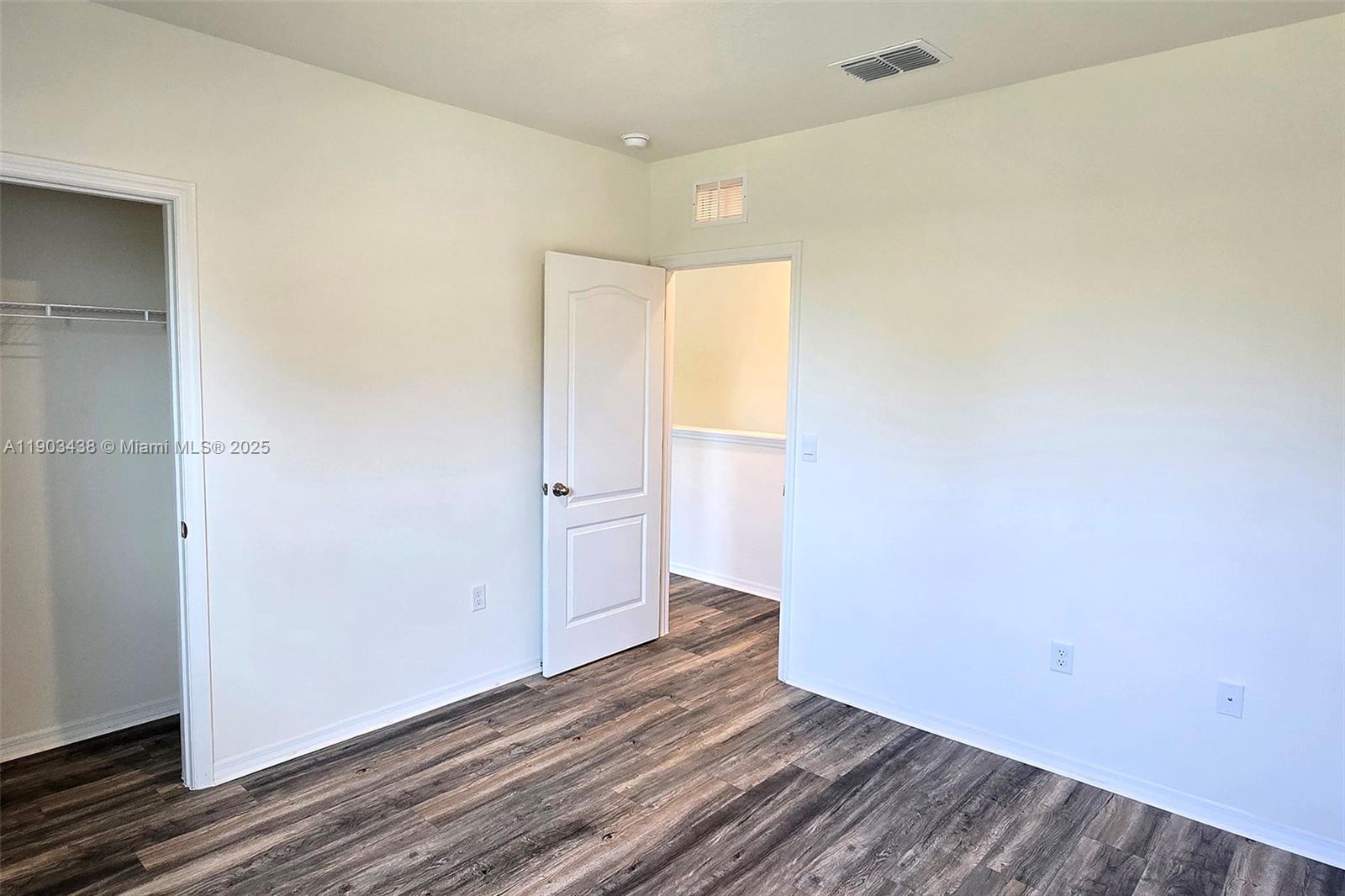 CASCADES, Davenport - Residential