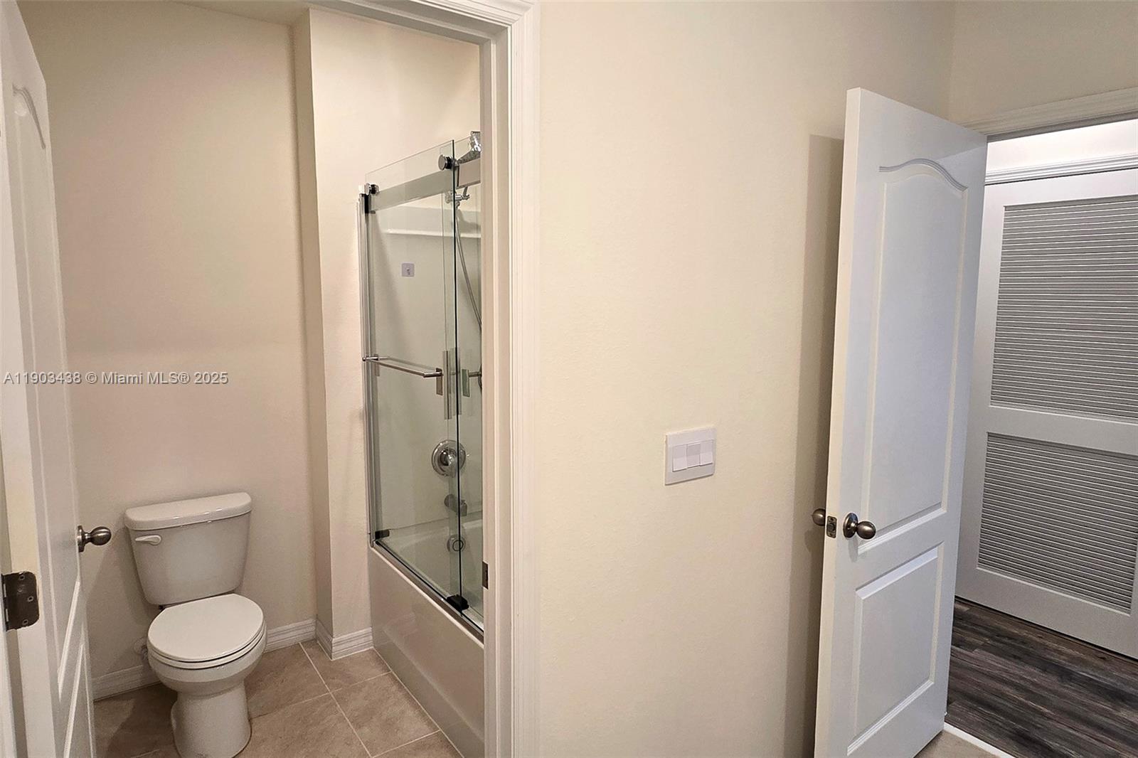 CASCADES, Davenport - Residential