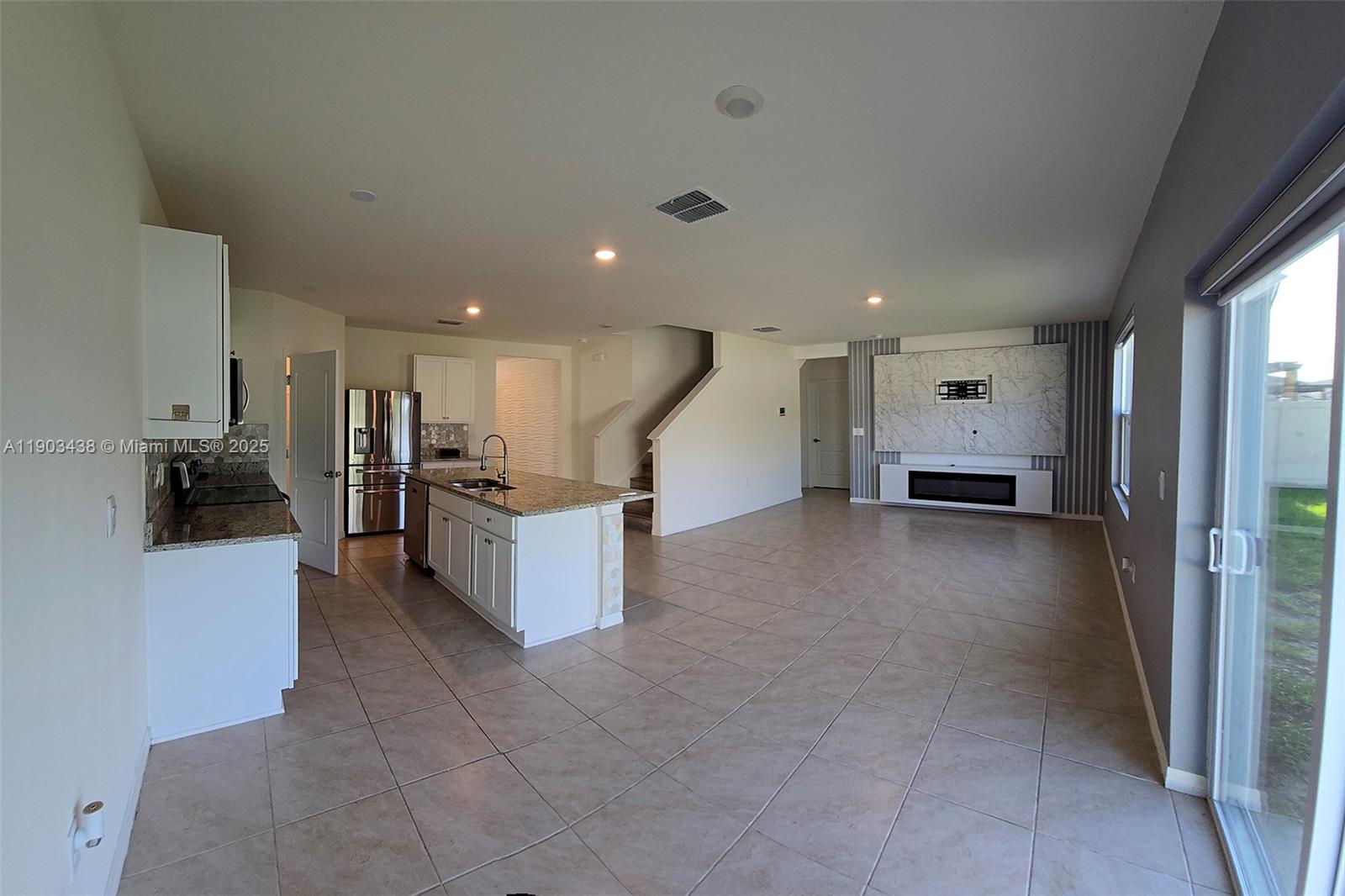 CASCADES, Davenport - Residential