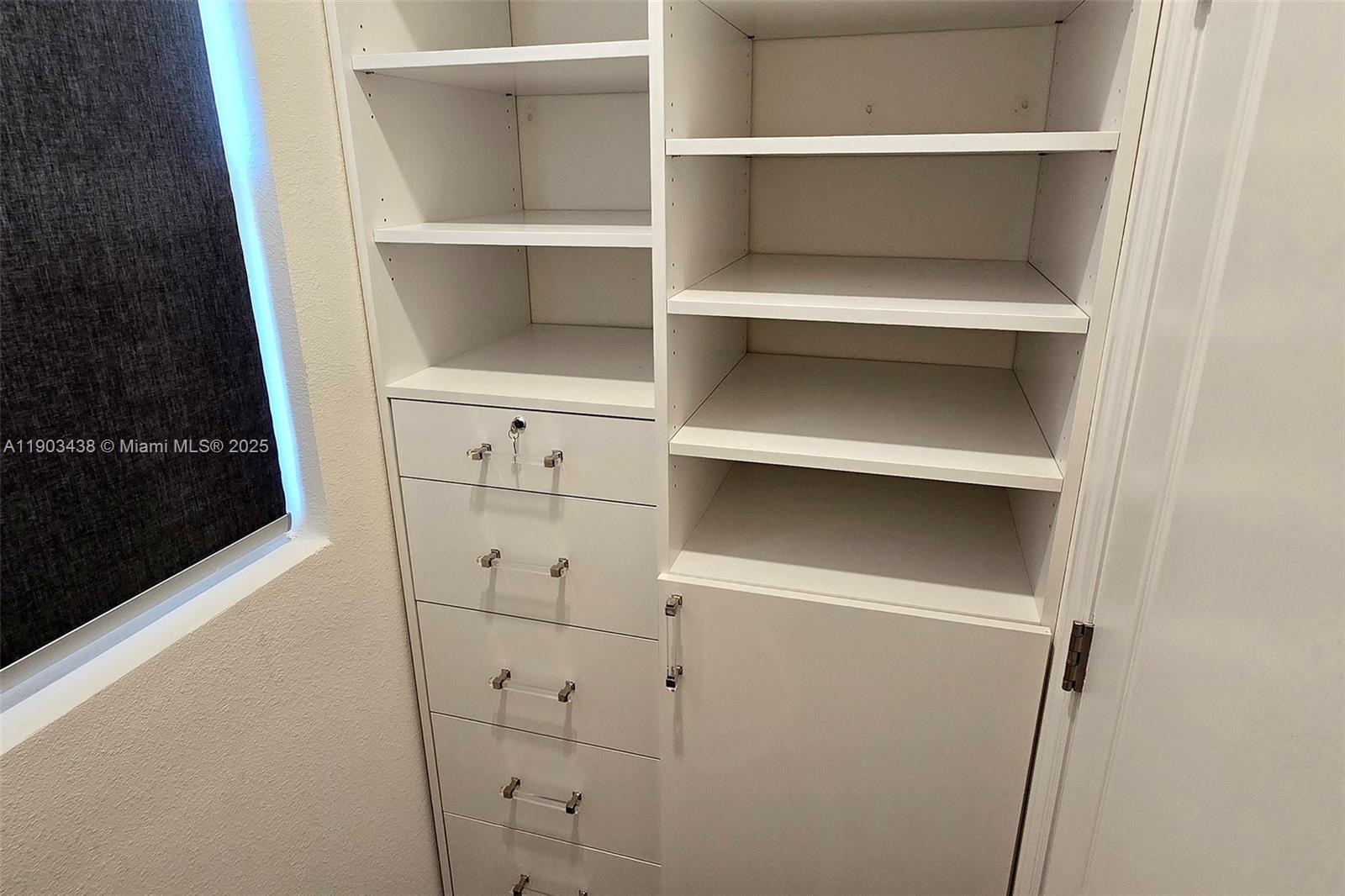 CASCADES, Davenport - Residential