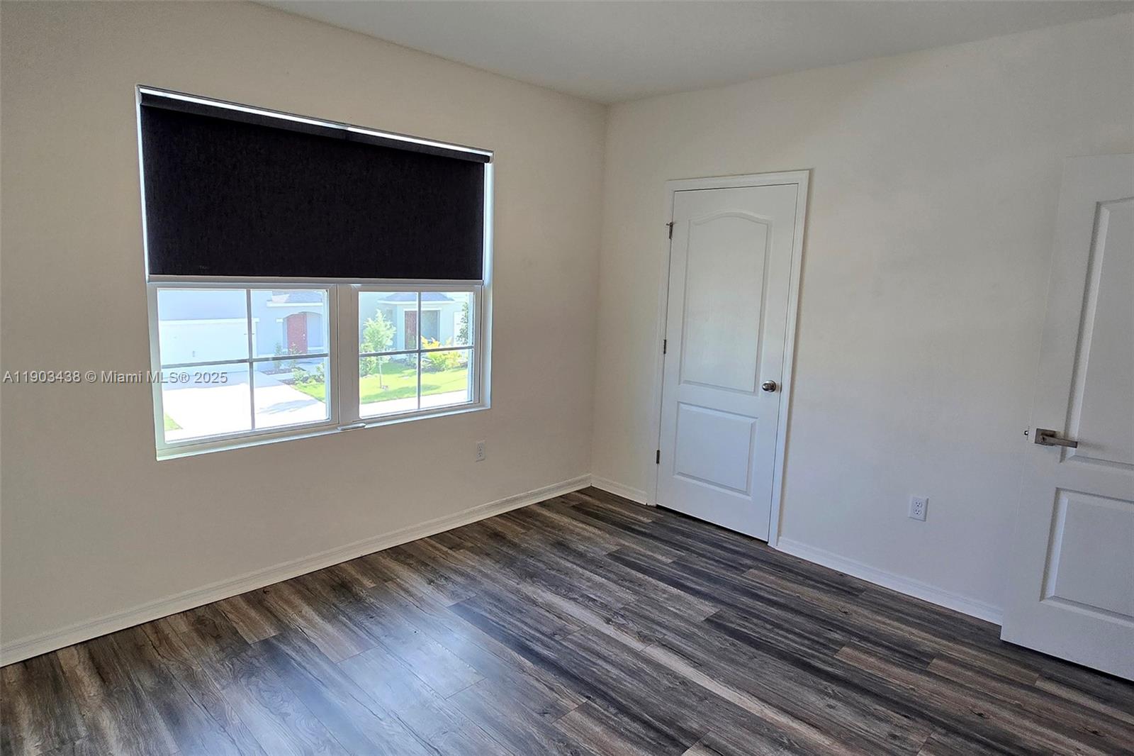 CASCADES, Davenport - Residential