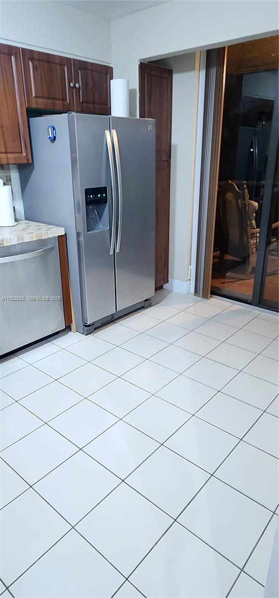 SEC 45 ATRIUMS AT SNAPPER - Residential