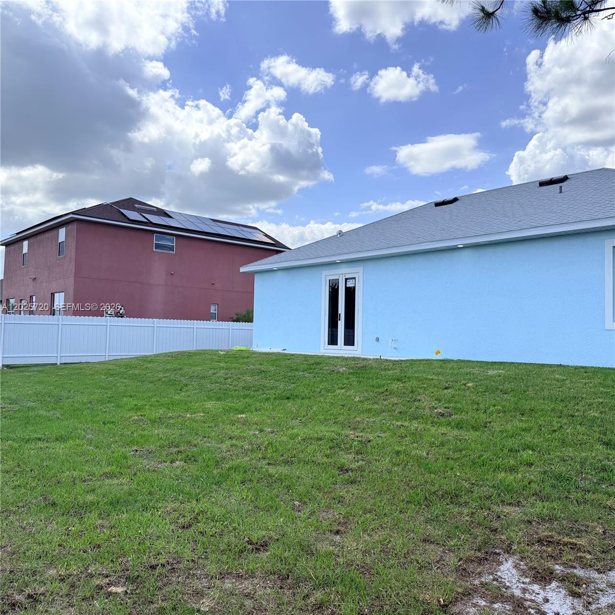LEHIGH ACRES - Residential