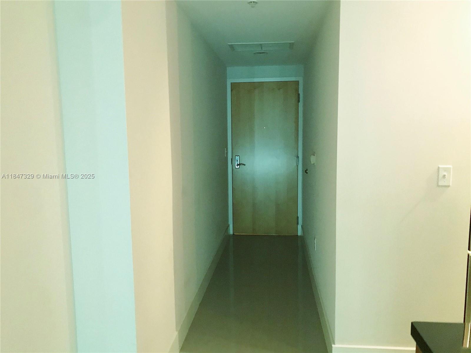 VIZCAYNE SOUTH CONDO - Residential