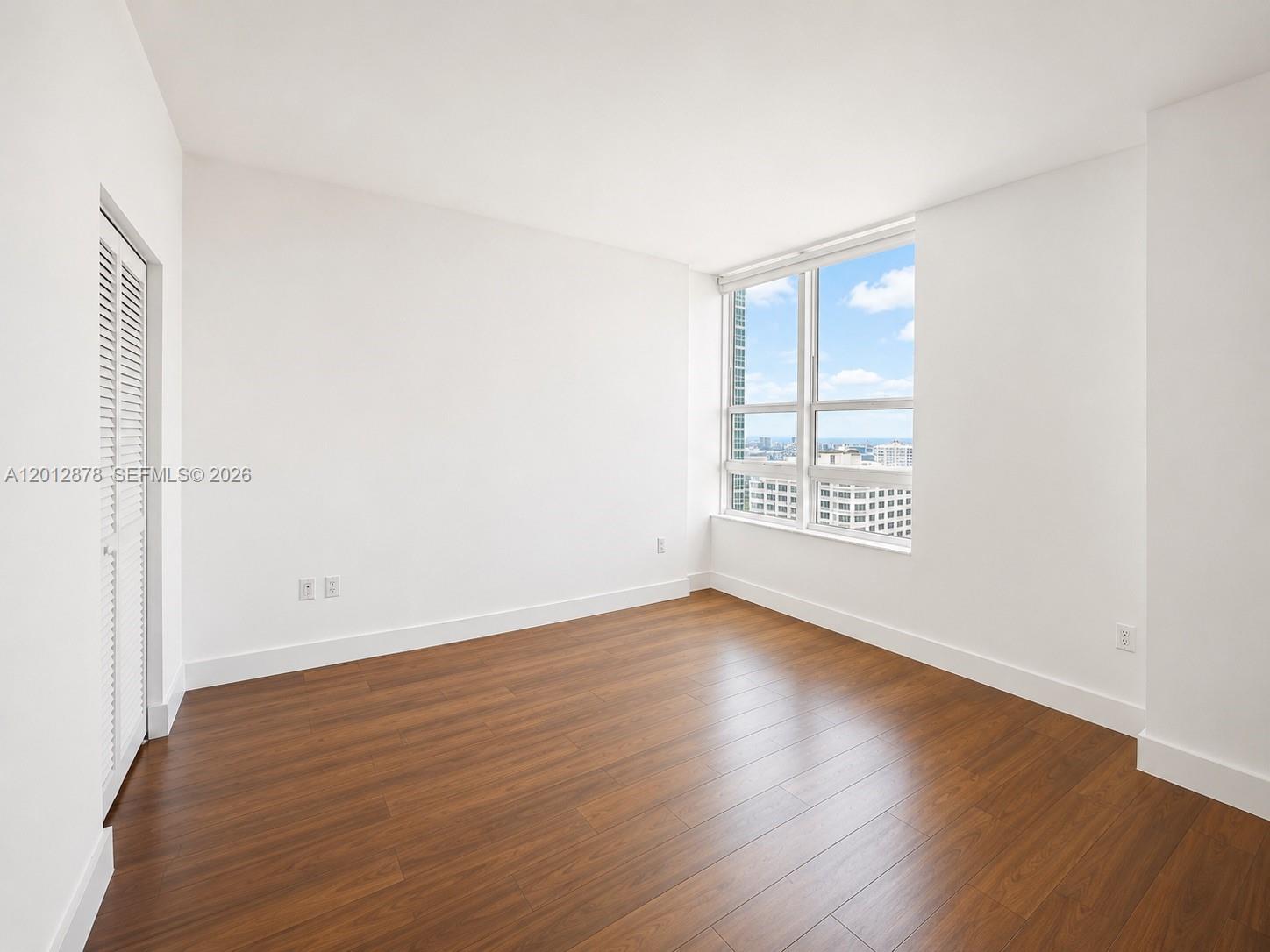 THE PLAZA 901 BRICKELL CO - Residential Lease