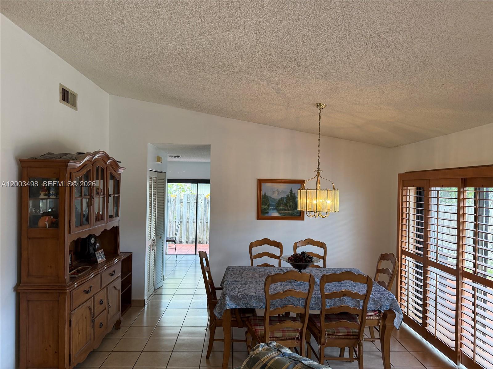 COUNTRY LAKE MANORS SEC 2 - Residential