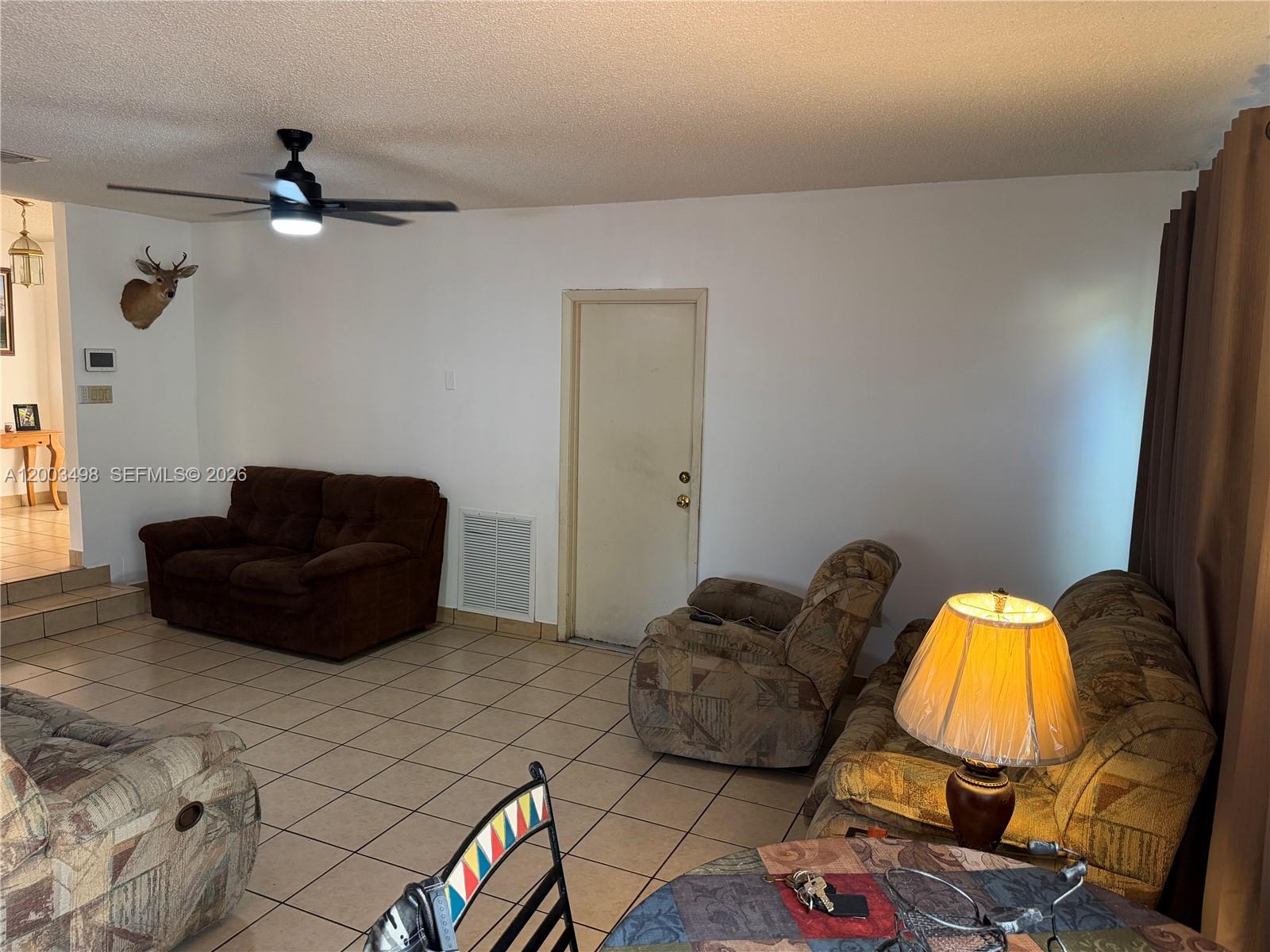 COUNTRY LAKE MANORS SEC 2 - Residential