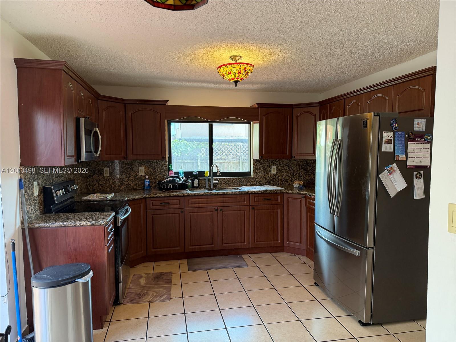 COUNTRY LAKE MANORS SEC 2 - Residential