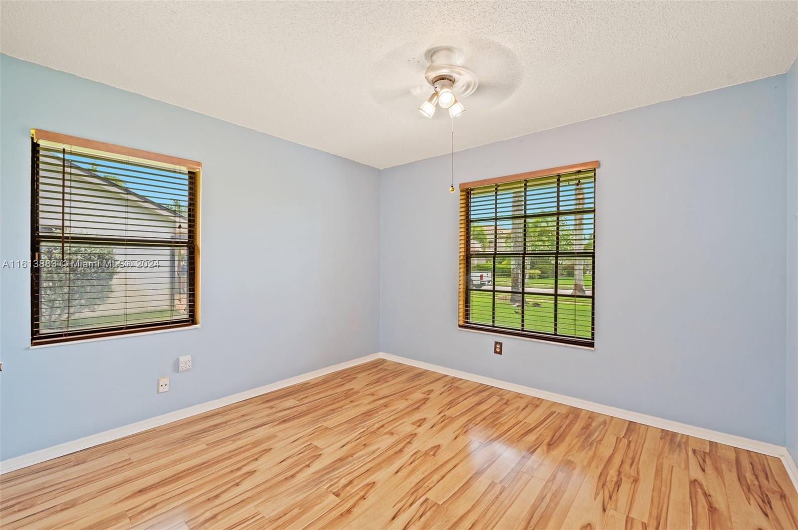 PASADENA AT CHAPEL TRAIL - Residential