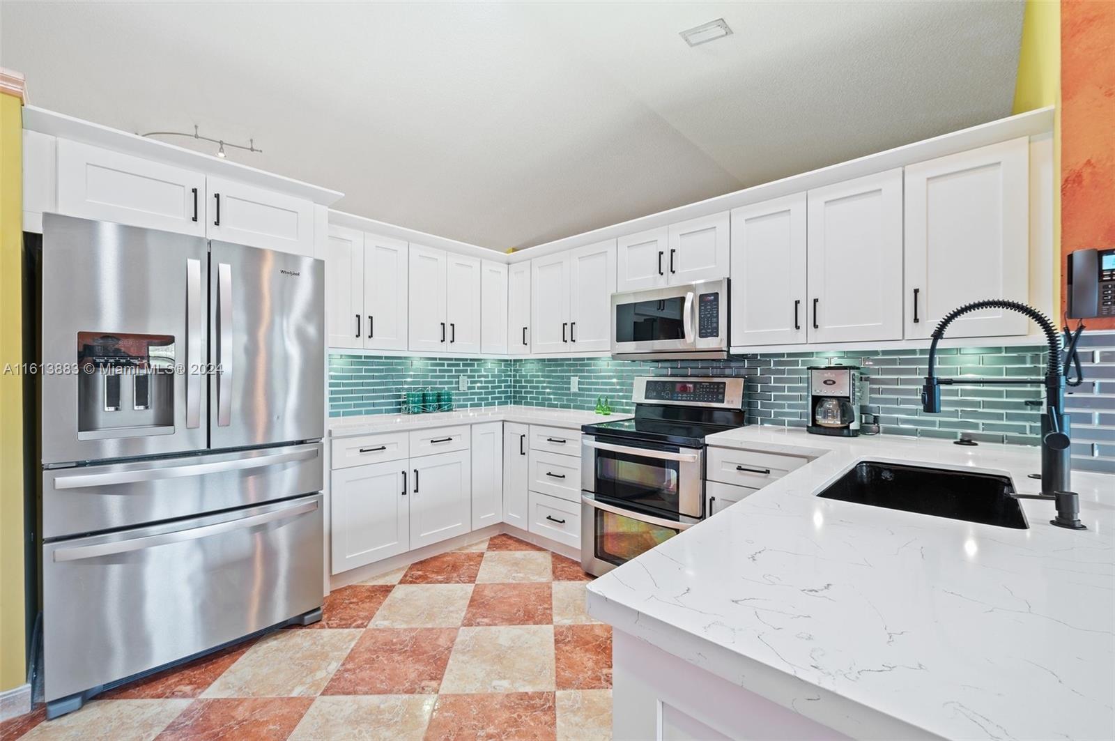 PASADENA AT CHAPEL TRAIL - Residential