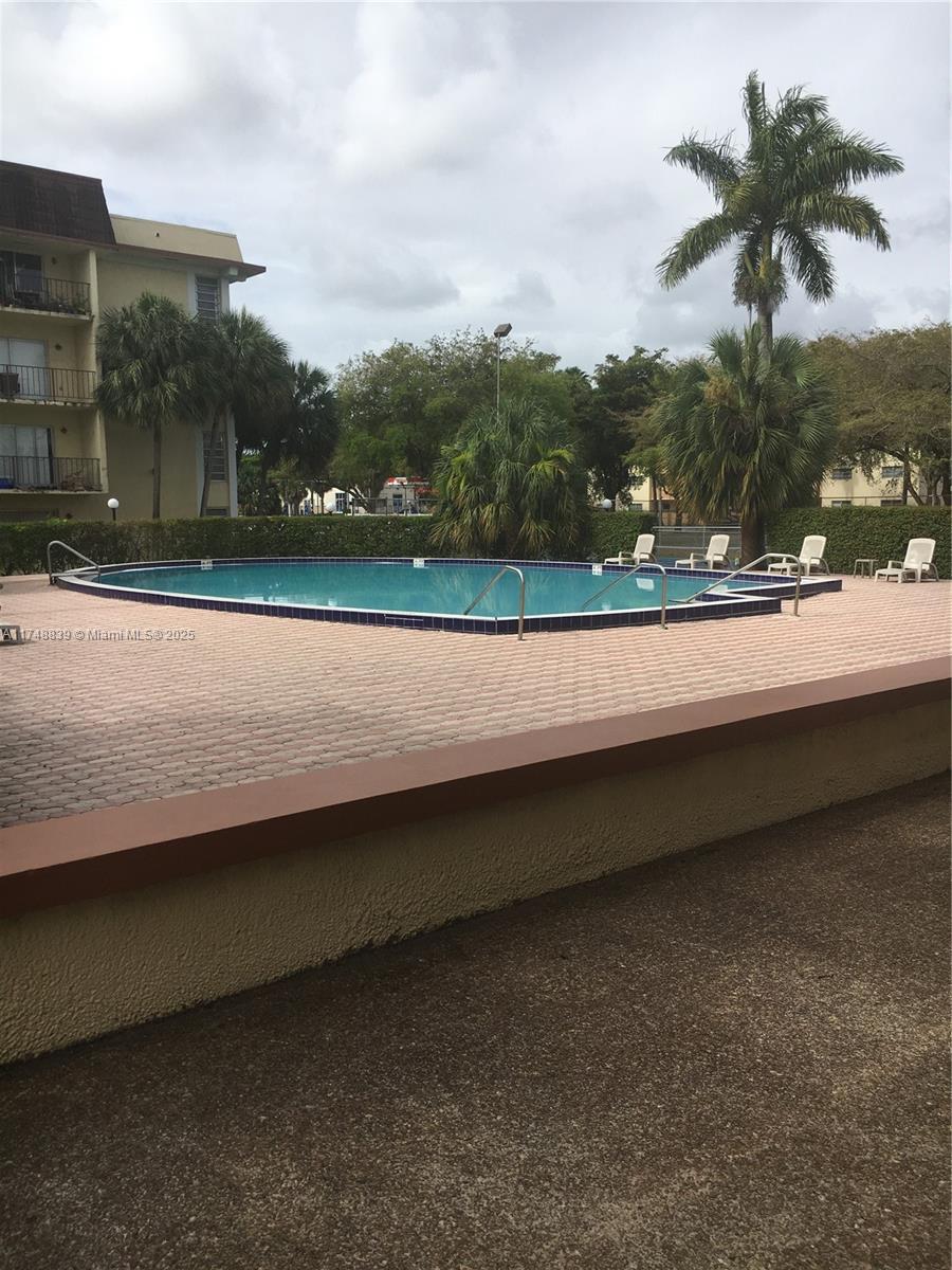 CAPRI GARDENS CONDO - Residential