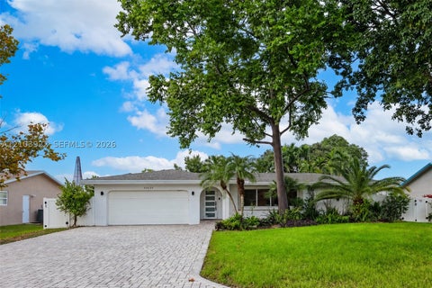 Photo of 11531 NW 27th Ct, Plantation, FL 33323 (MLS # A12103922)