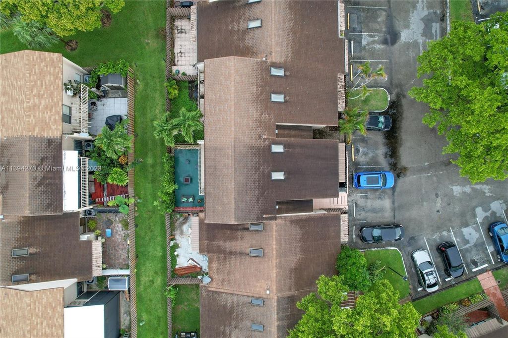 Photo of 1950 SW 81st Way #1950, Davie, FL 33324 (MLS # A11394270)