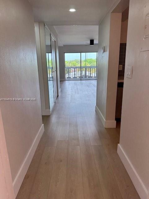 FIRST GULFSTREAM GARDEN - Residential