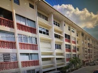 Property for Sale at 215 Se 3rd Ave 307B, Hallandale Beach, Broward County, Florida - Bedrooms: 2 
Bathrooms: 2  - $195,000