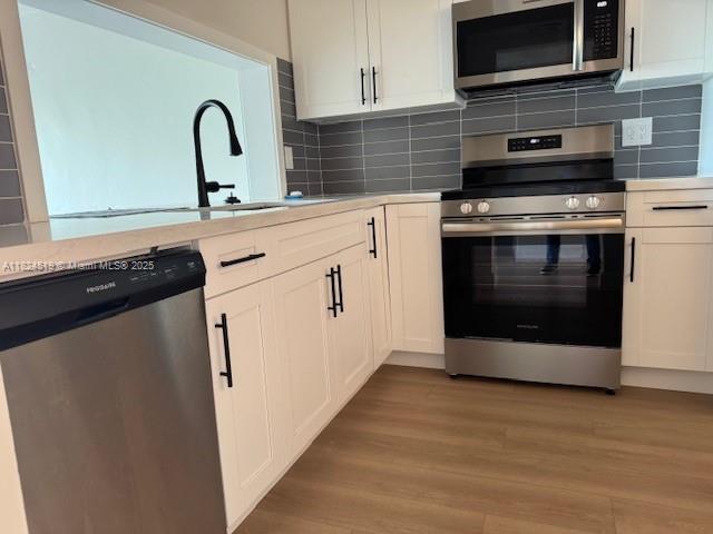 FIRST GULFSTREAM GARDEN - Residential