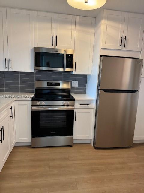 FIRST GULFSTREAM GARDEN - Residential