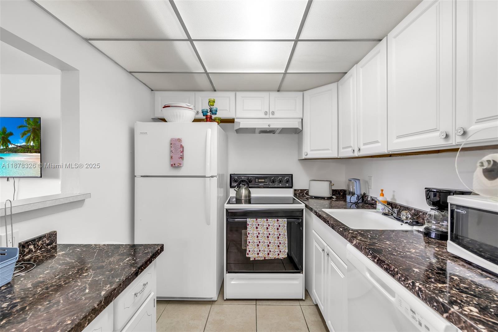 PRESCOTT J CONDO - Residential Lease